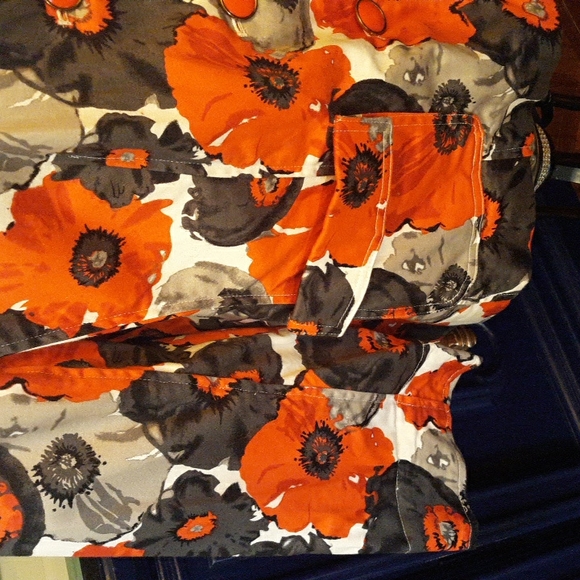 Joan Rivers jacket - Picture 3 of 8